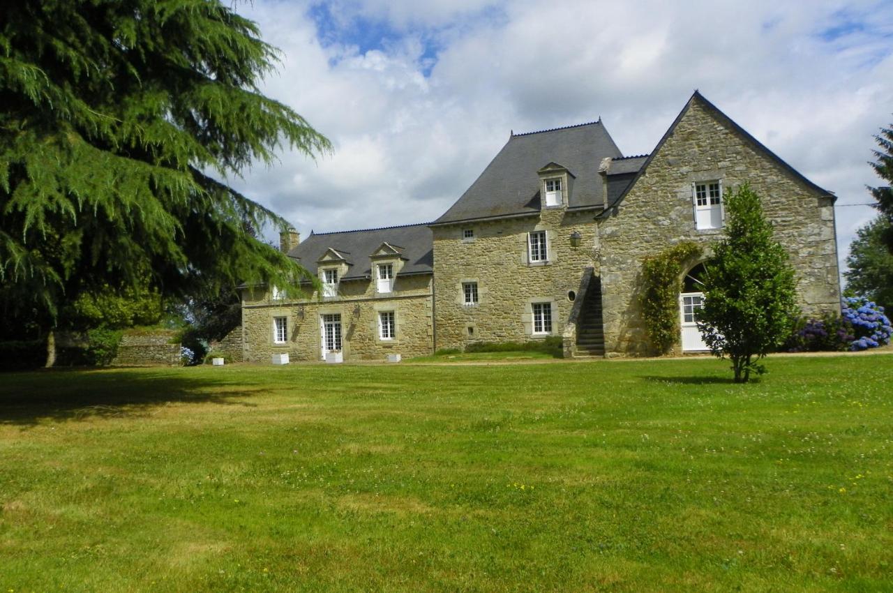 Manoir De Saint-Fiacre Bed & Breakfast Malansac Eksteriør bilde